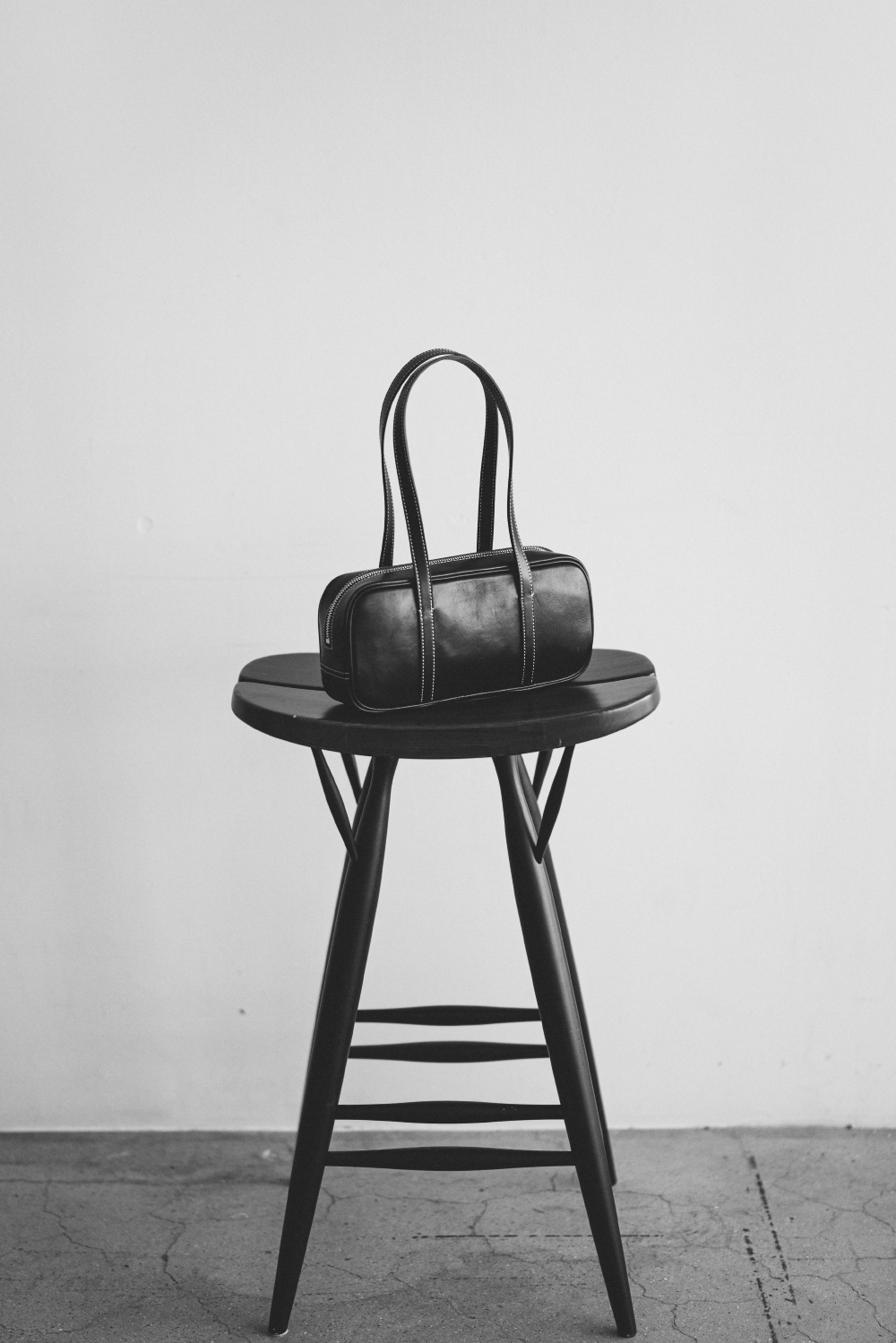 17609_Stitch Leather Bag