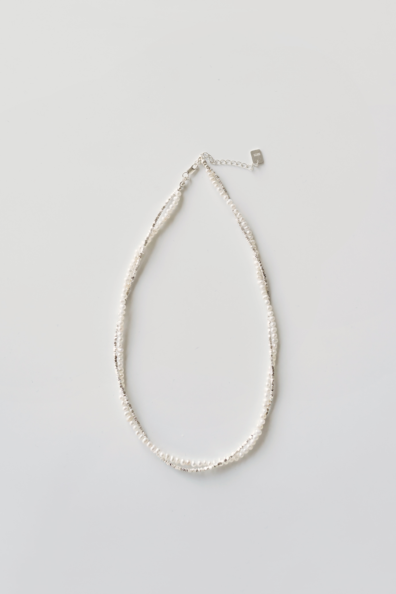 17729_Silver Pearl Necklace